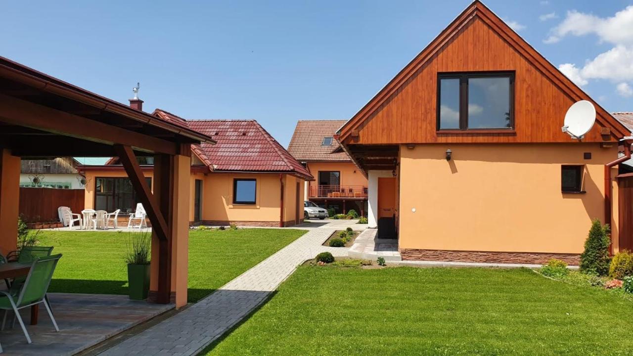 Sarmir Apartmany Бобровец Экстерьер фото